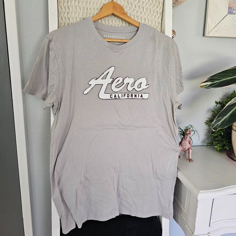 Grey Aeropostale California Logo T-Shirt – Men’s Size Medium Casual Graphic Tee